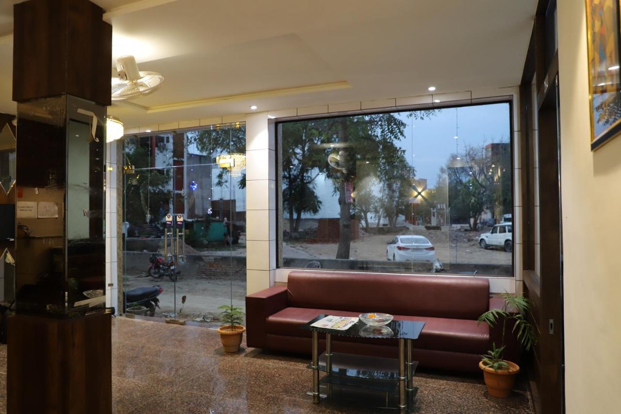 Hotel Dream Comfort 阿格拉 外观 照片