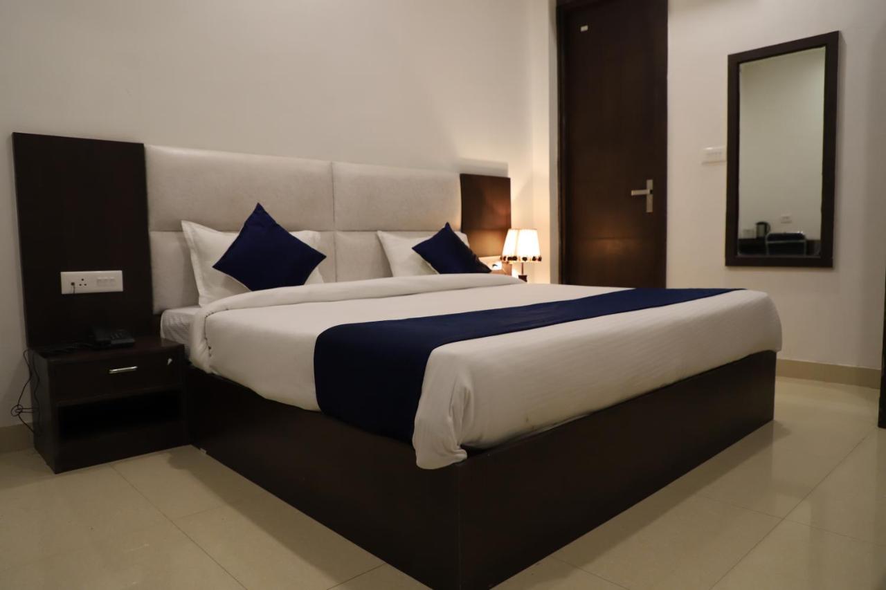 Hotel Dream Comfort 阿格拉 外观 照片