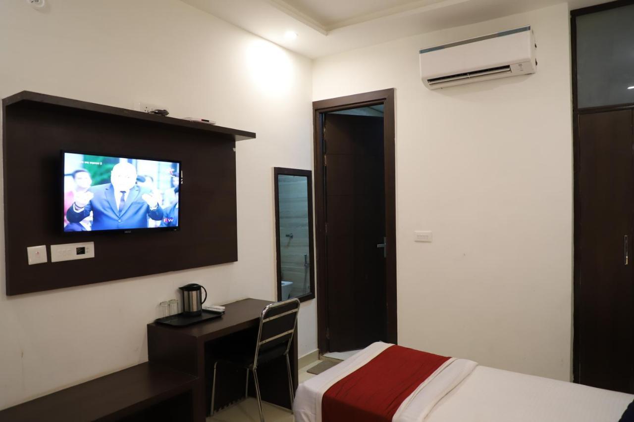 Hotel Dream Comfort 阿格拉 外观 照片
