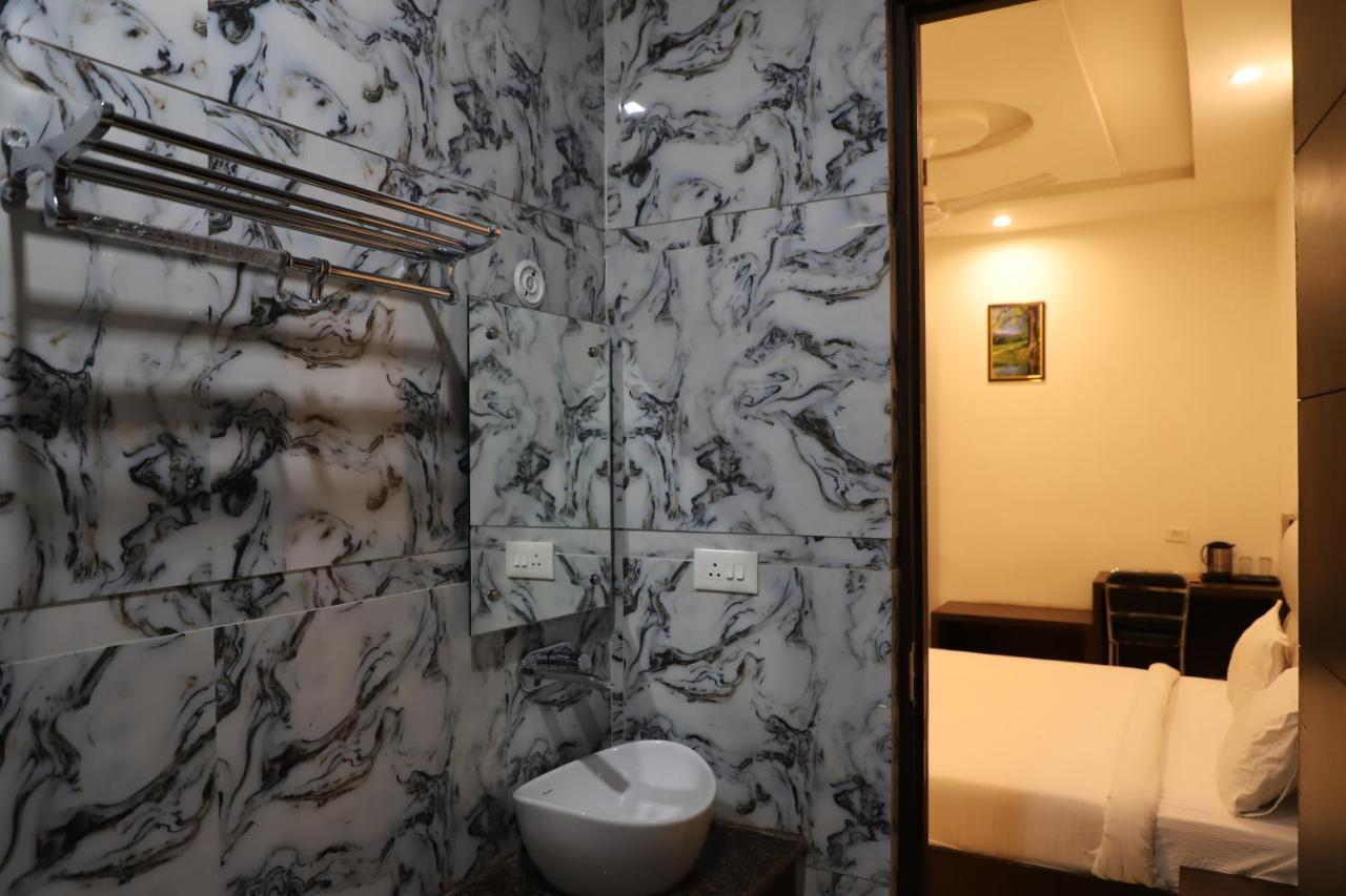 Hotel Dream Comfort 阿格拉 外观 照片